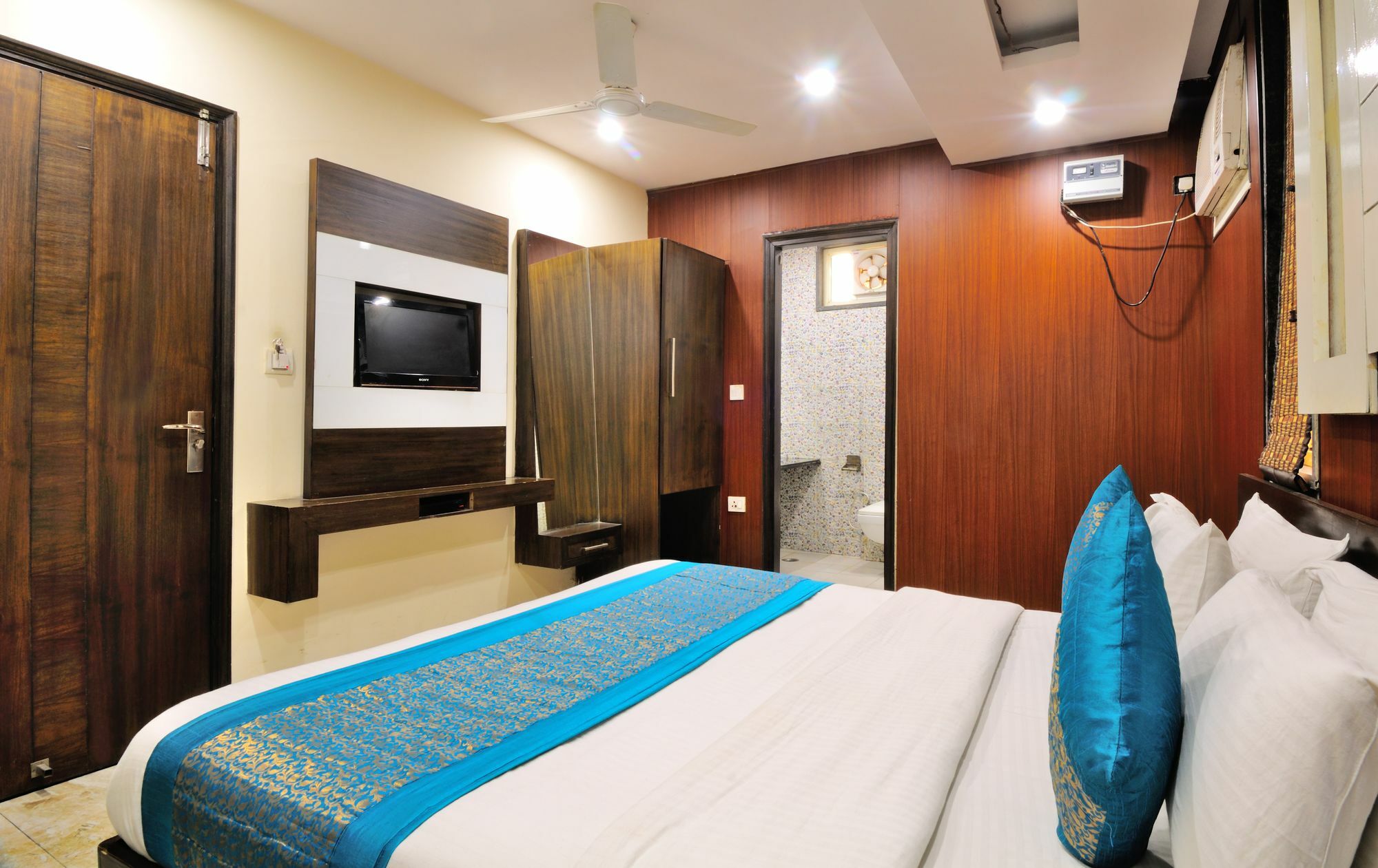 Hotel Gold Star Inn - Paharganj Nowe Delhi Zewnętrze zdjęcie